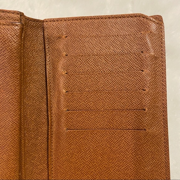 SOLD LOUIS VUITTON Brown Canvas Monogram Trifold - Picture 11 of 16